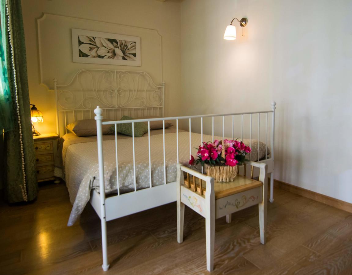 Bed and Breakfast Il Piccolo Giglio Порто-Сант'Ельпідіо Екстер'єр фото